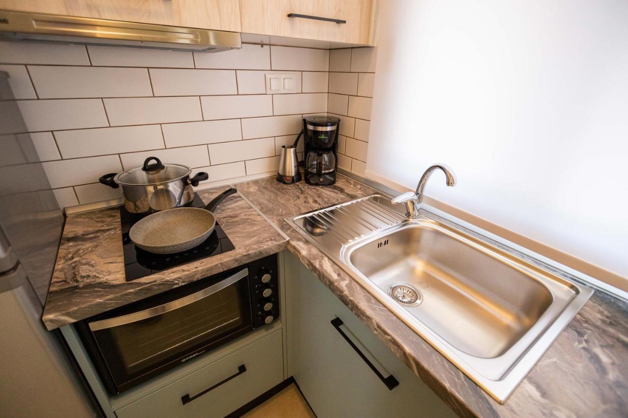 Varkes Suites 1 Nea Poteidaia Bagian luar foto