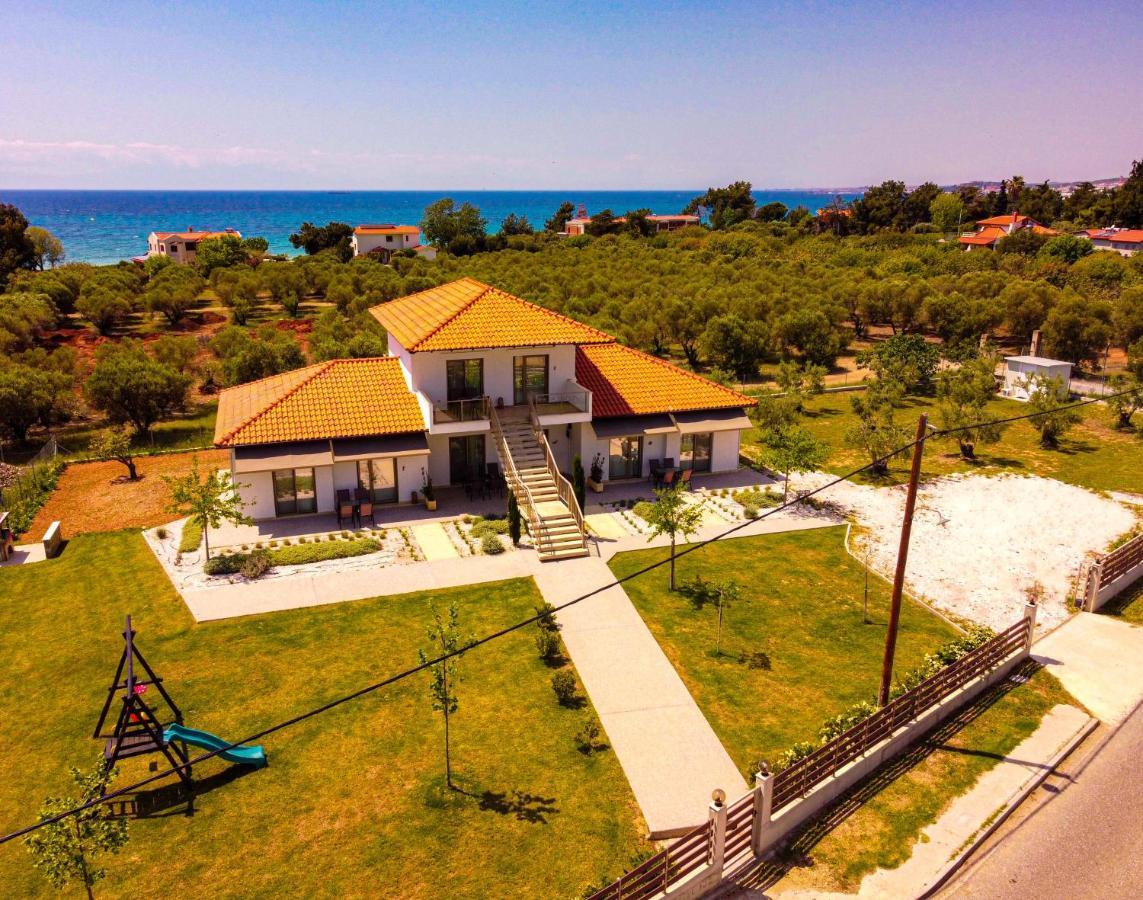 Varkes Suites 1 Nea Poteidaia Bagian luar foto