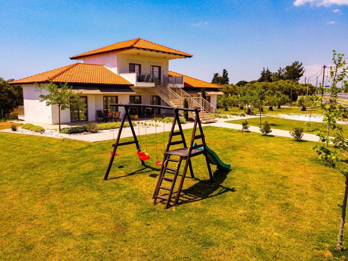 Varkes Suites 1 Nea Poteidaia Bagian luar foto