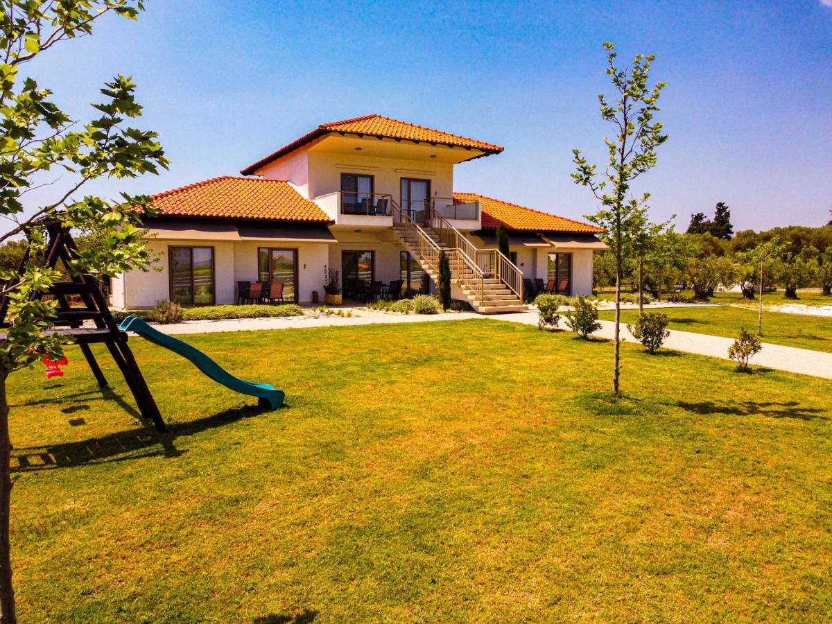 Varkes Suites 1 Nea Poteidaia Bagian luar foto